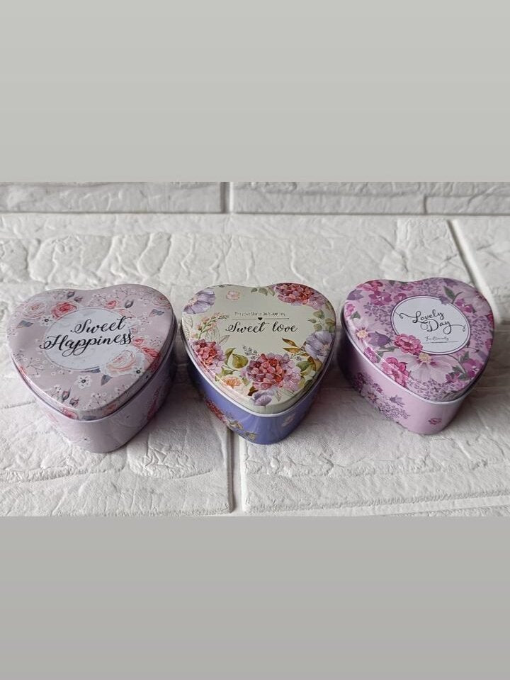 Multi Colour Heart Tin Box - 1pc