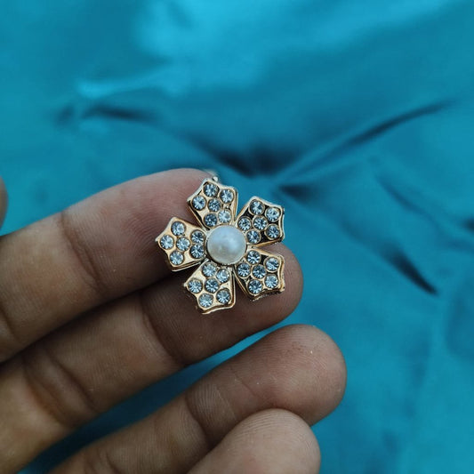 Mini Flower Studd Gold - 10pc