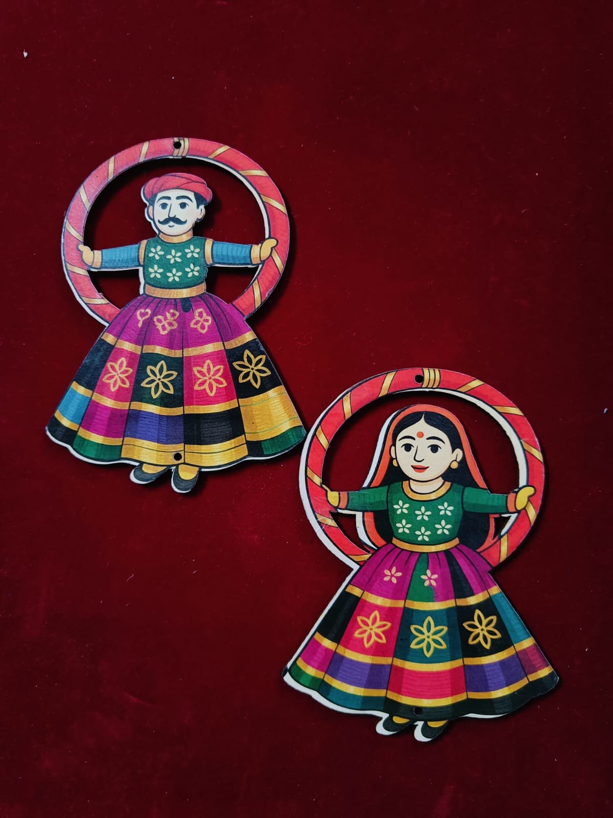 MDF Raja Rani Cut Out - 10pc