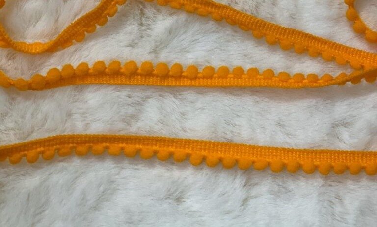 PomPom Lace - 1 mtr - Dark Yellow