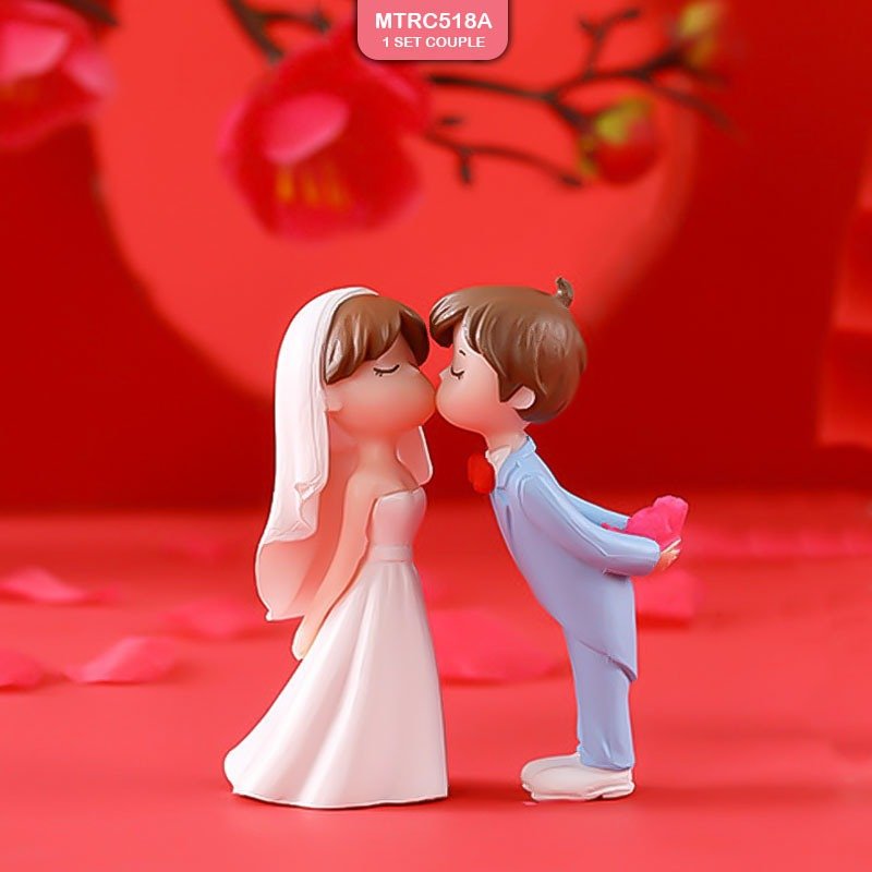 Miniature Set Of Couple MTRC518A