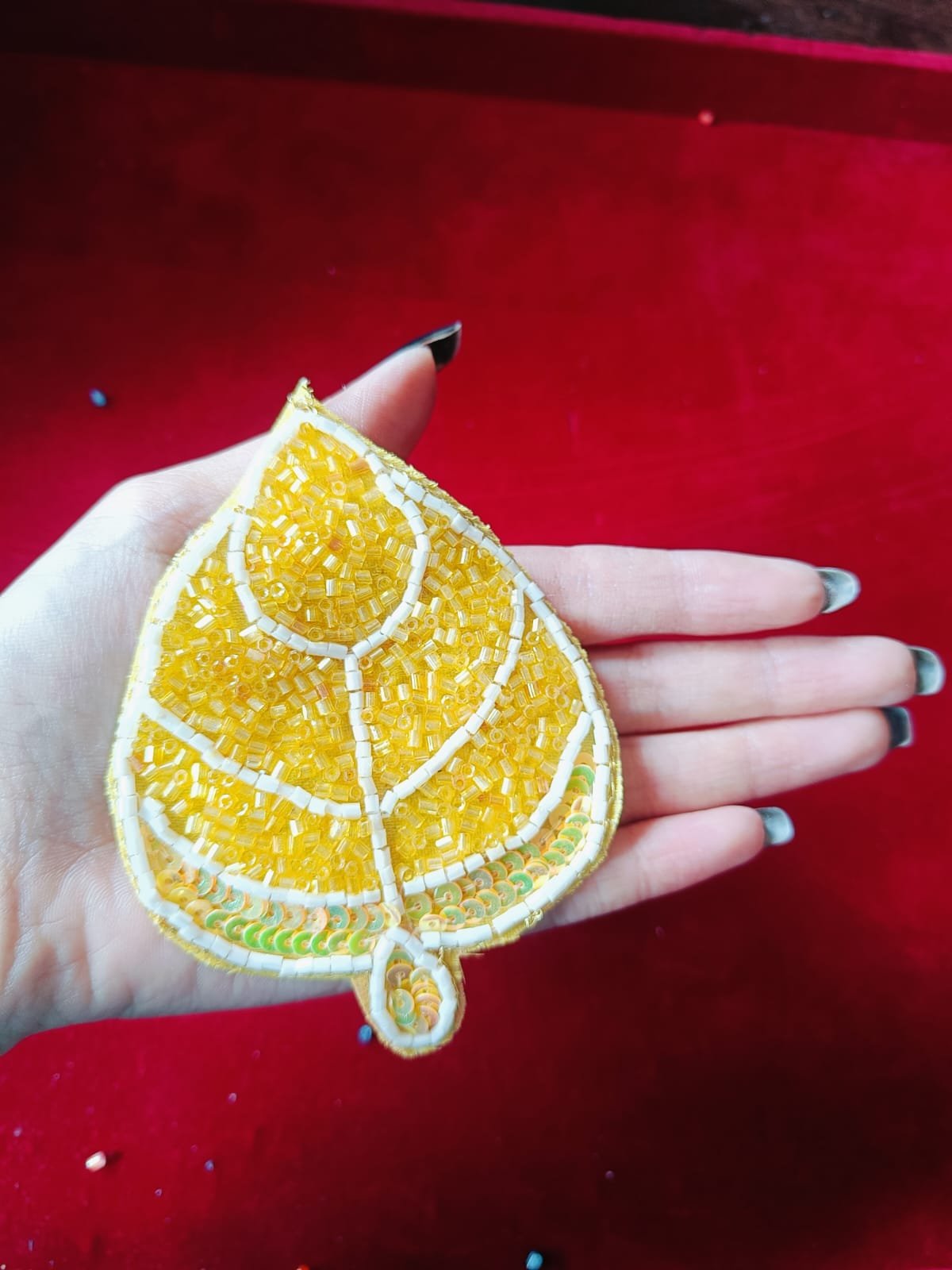 Yellow Pan Buti Patches - 10pc