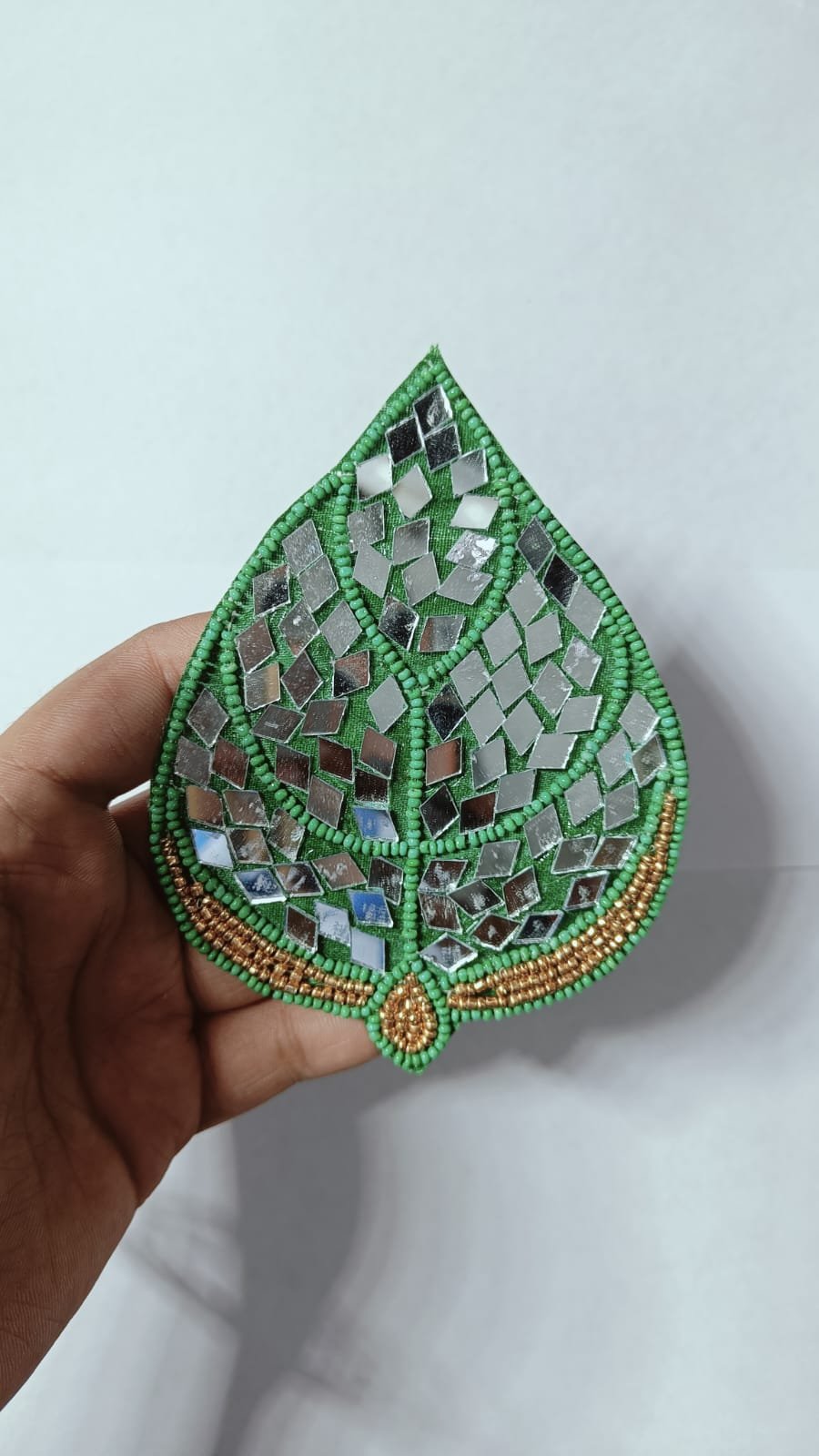 Green Leaf Mirror Buti Patches - 5pc
