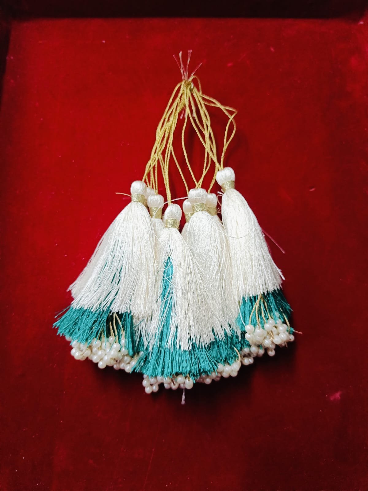 Moti Tassel Latkan - 5pc