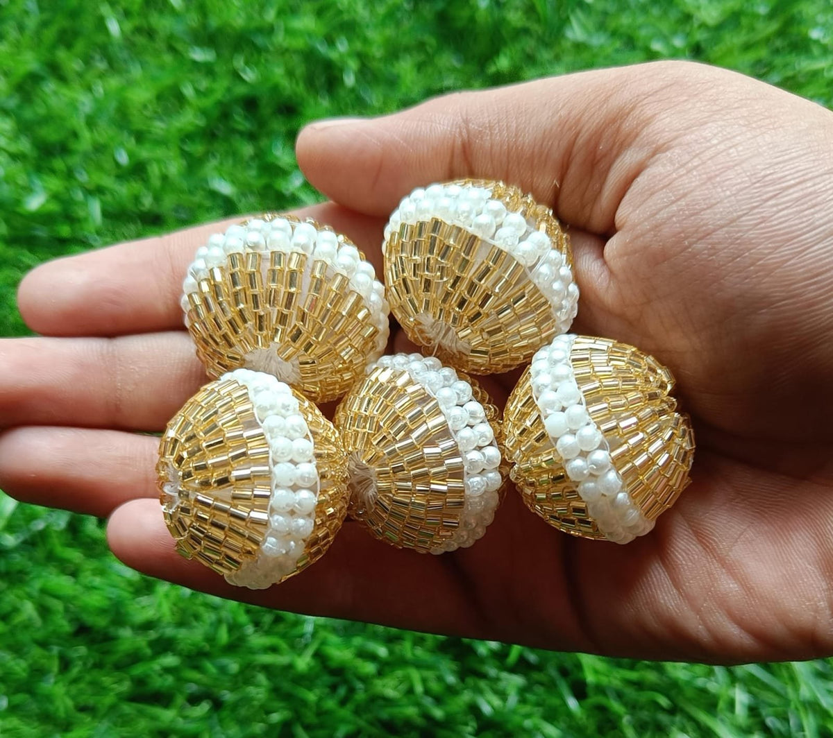 Moti Katdana Balls (24NO) - 10pc