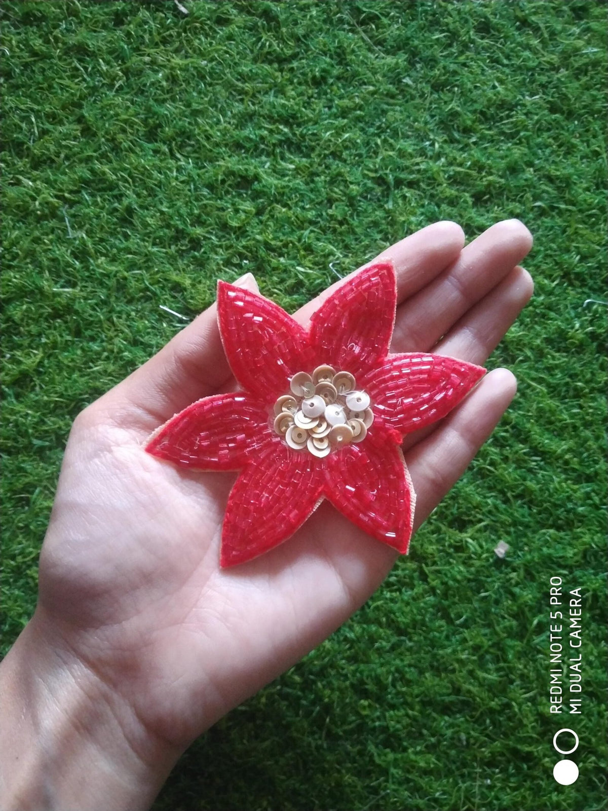 Red Flower Buti Patches - 5pc