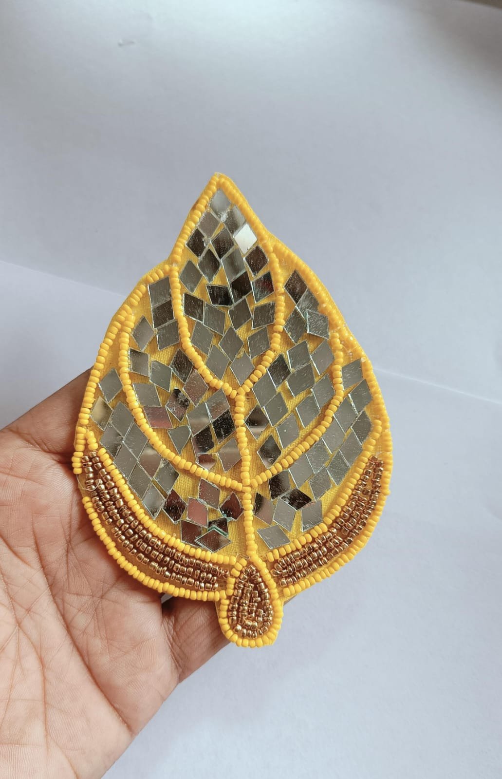 Yellow Leaf Mirror Buti Patches - 10pc