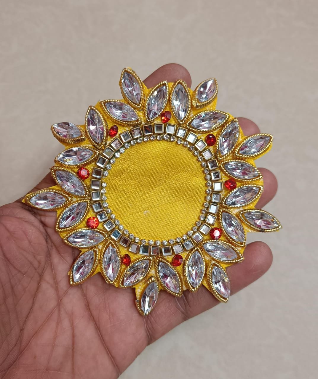 Round Stone Buti Patches