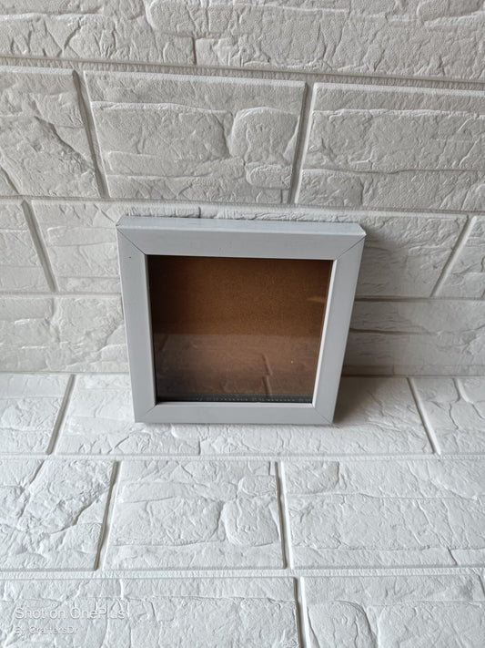 Shadow Glass Frame – 6*6 Inch (White)