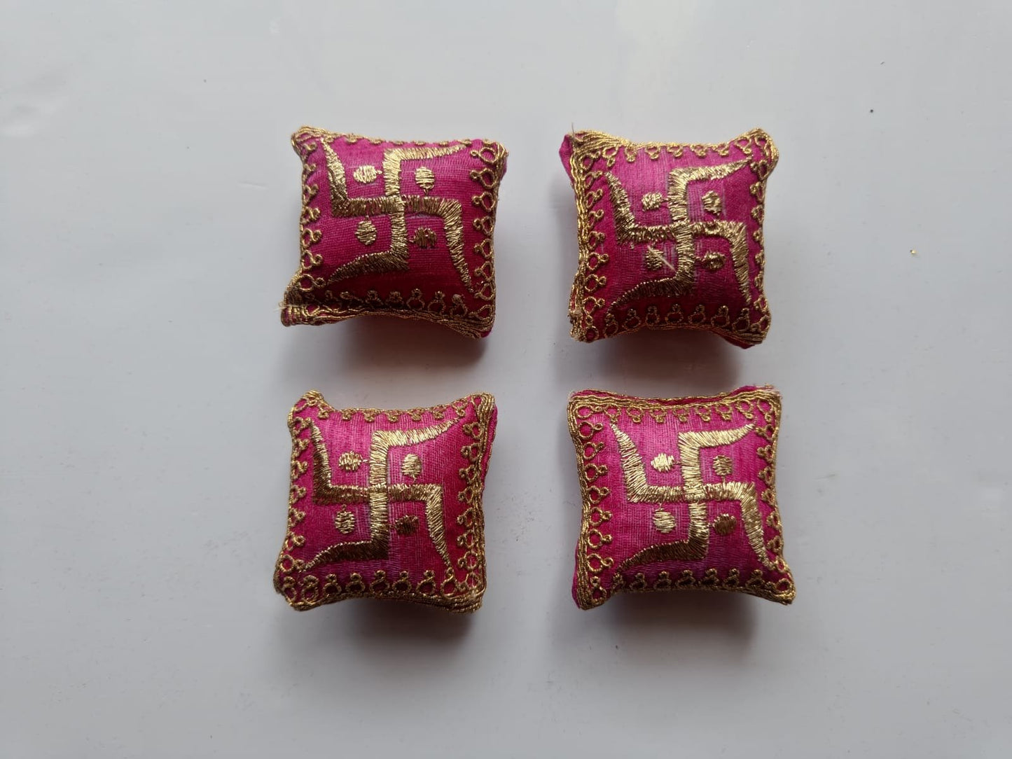 Pilow Satiya (Pink) – 2pcs