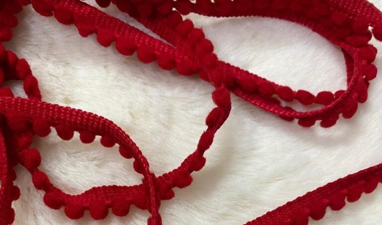 PomPom Lace - 1 mtr - Red