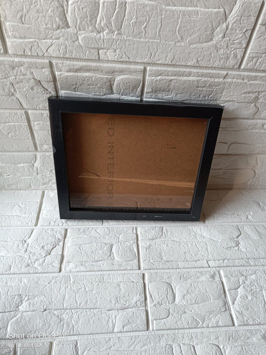 Shadow Glass Frame – 10*8 inch (black)