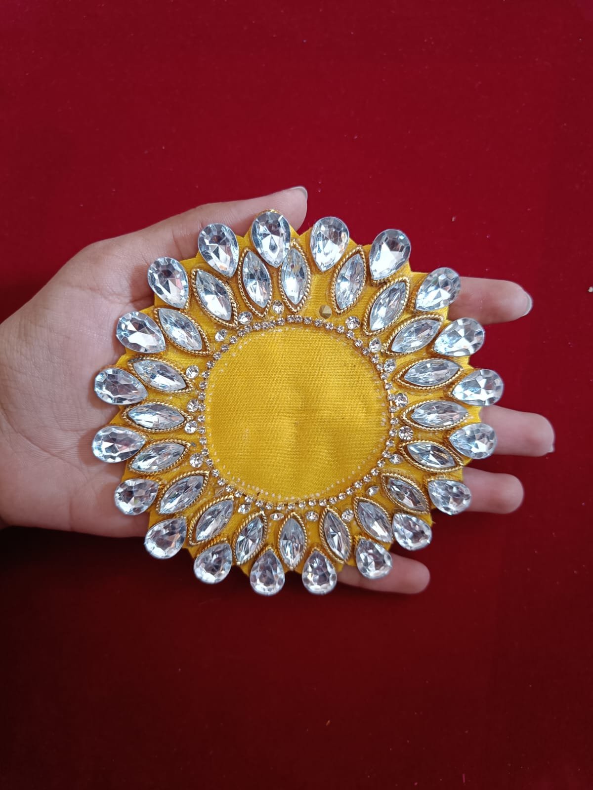 Yellow Round Stone Buti Patches - 10pc