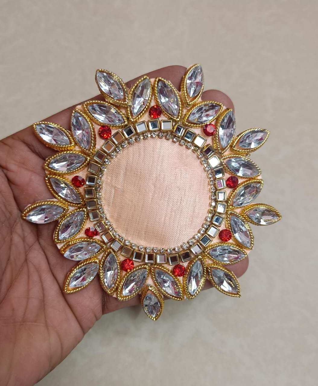 Round Stone Buti Patches
