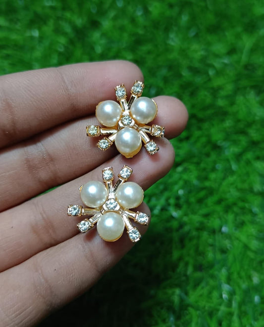 Flower Pearls with Rhinestones