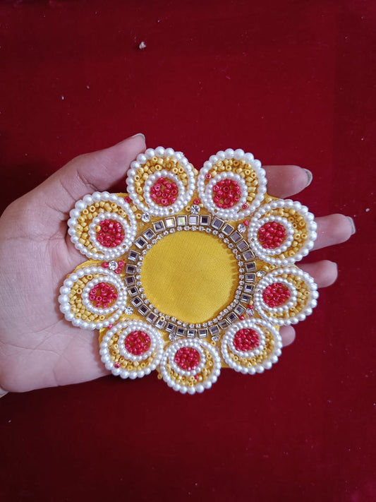 Yellow White Round Buti Patches - 5pc