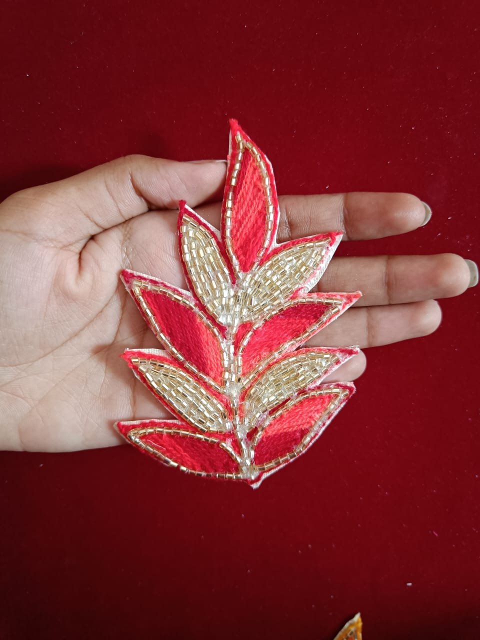 Golden Leaf Buti - 10pc