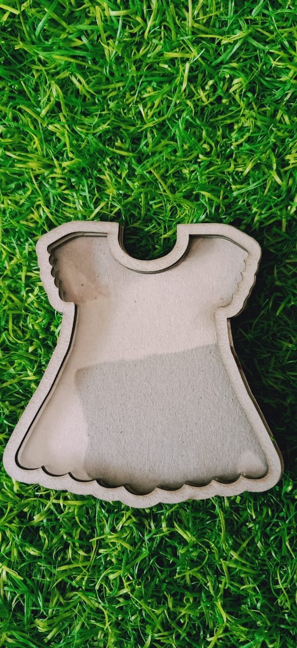 3D Shaker Chipboards- Girl Dress