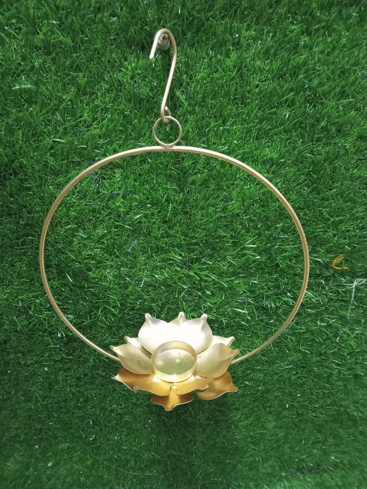 Hanging Metal Lotus Circle with Tealight Holder- 1pc