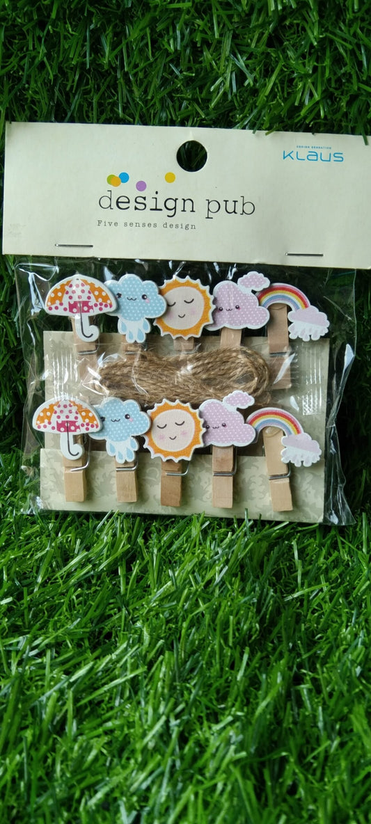 Rainy Wooden Clip