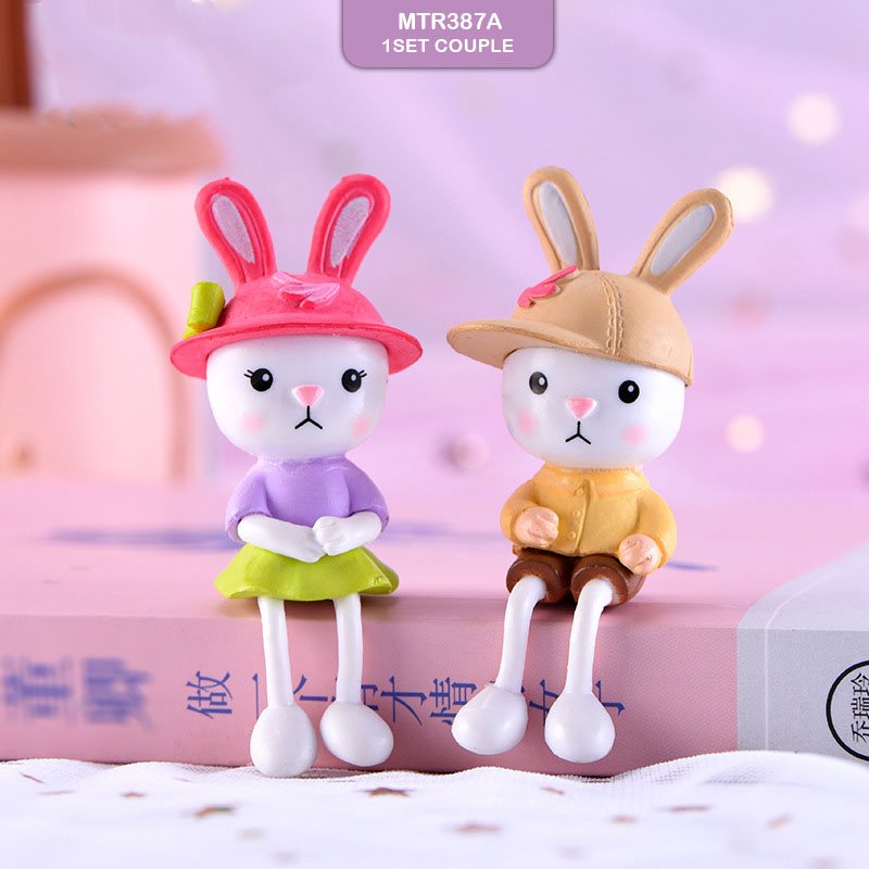 Couple Miniature