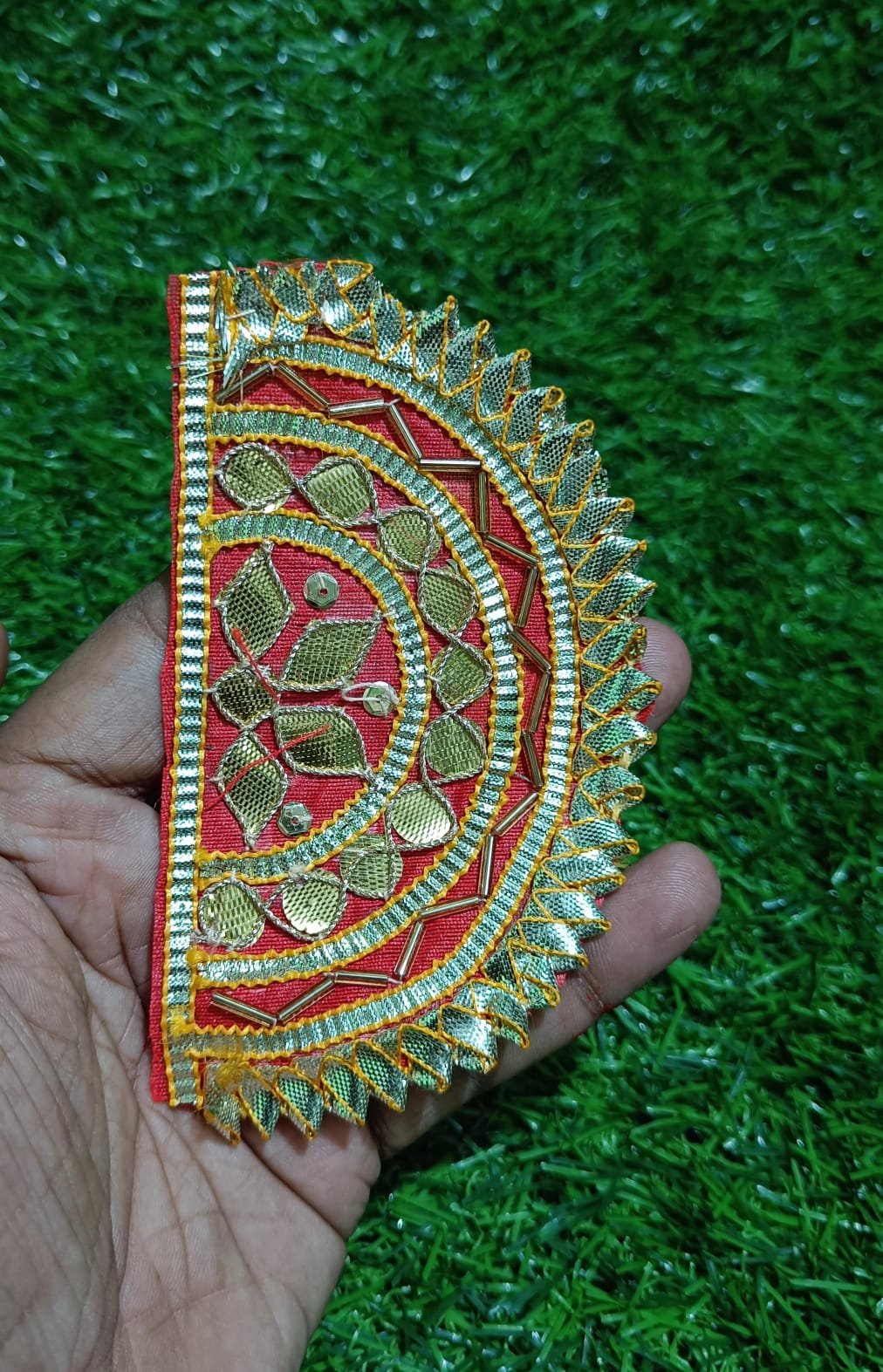 Gota Butti Patch Half Moon (12X7cm)