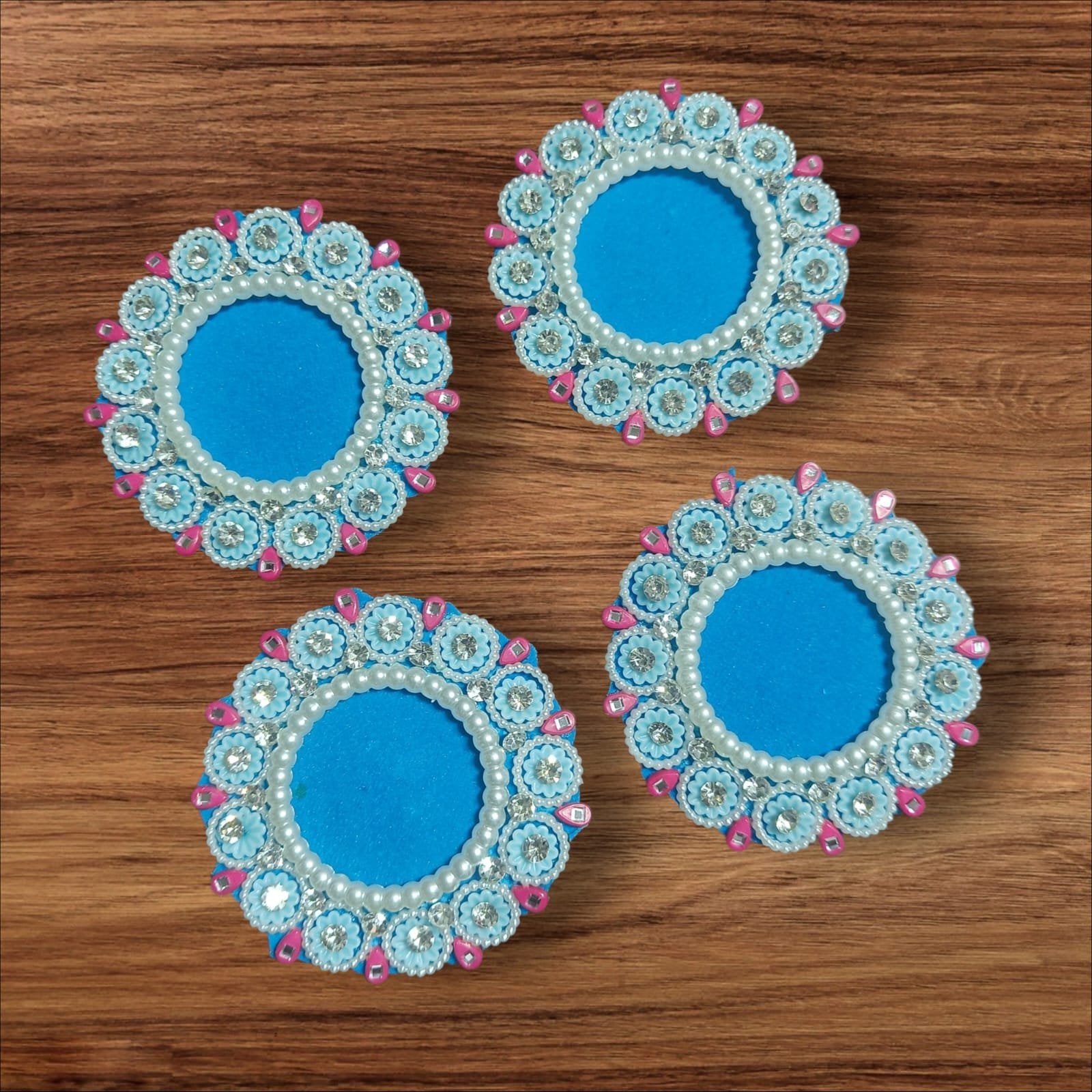 White Pearl Light Blue Buti Patches - 5pc