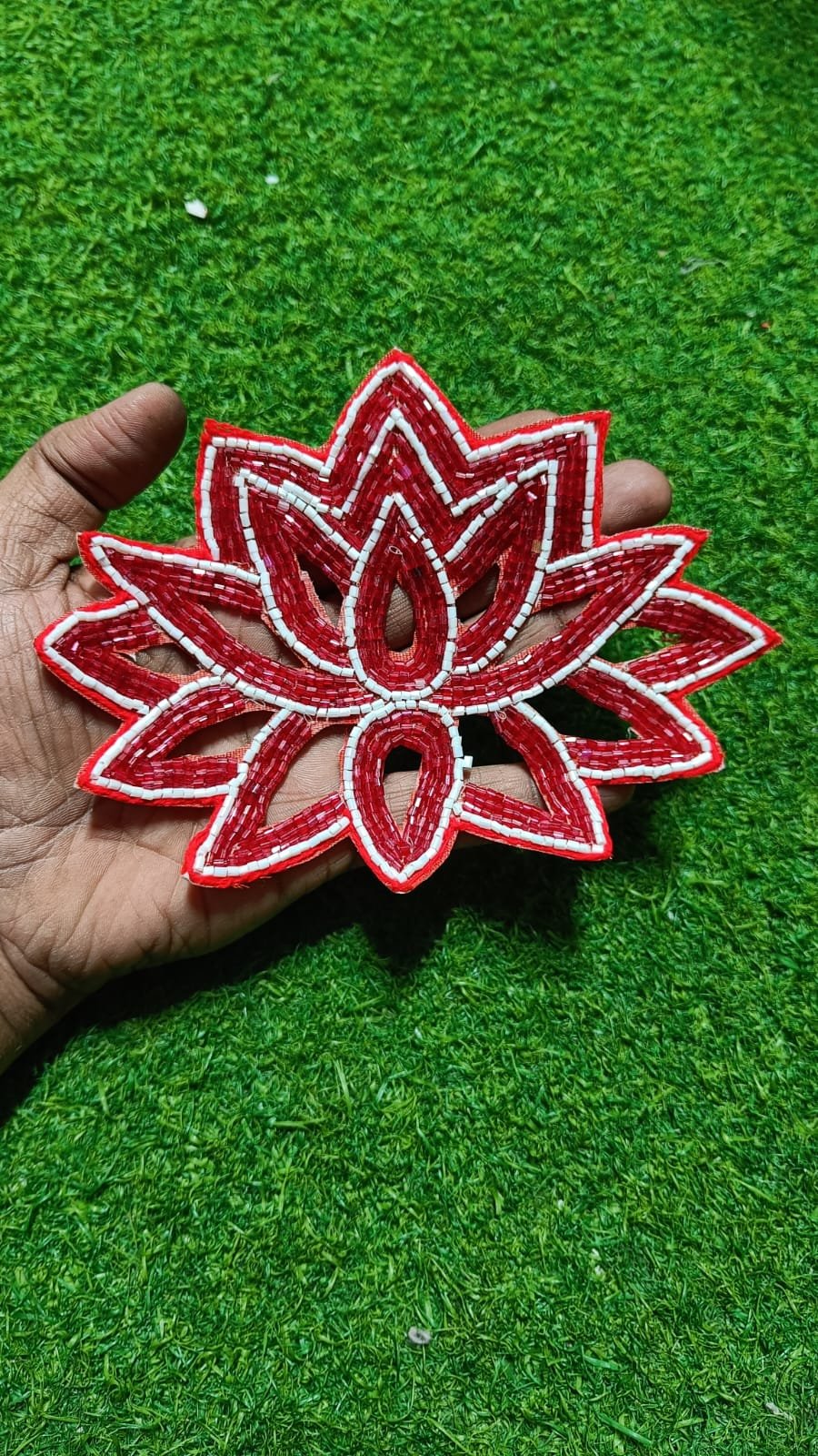 Red Lotus Buti Patches With Hole – 5pc