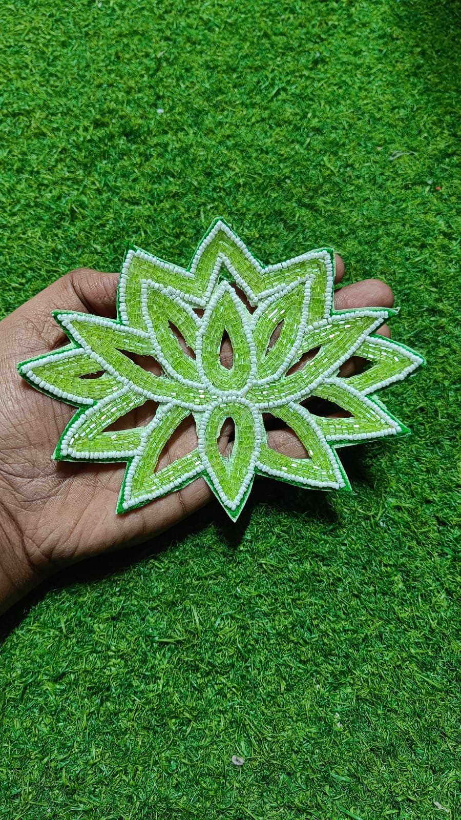 Green Lotus Buti Patches With Hole – 10pc