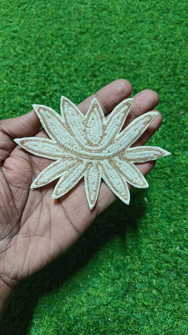 White And Golden Lotus Buti Patches - 10pc