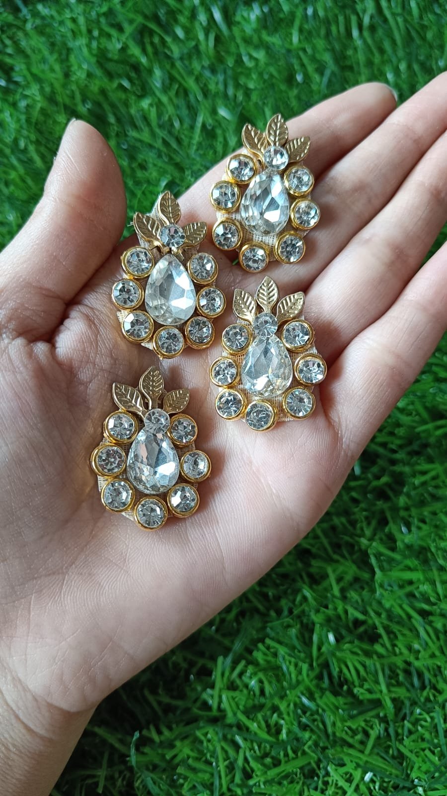 Stone Buti - 20pc