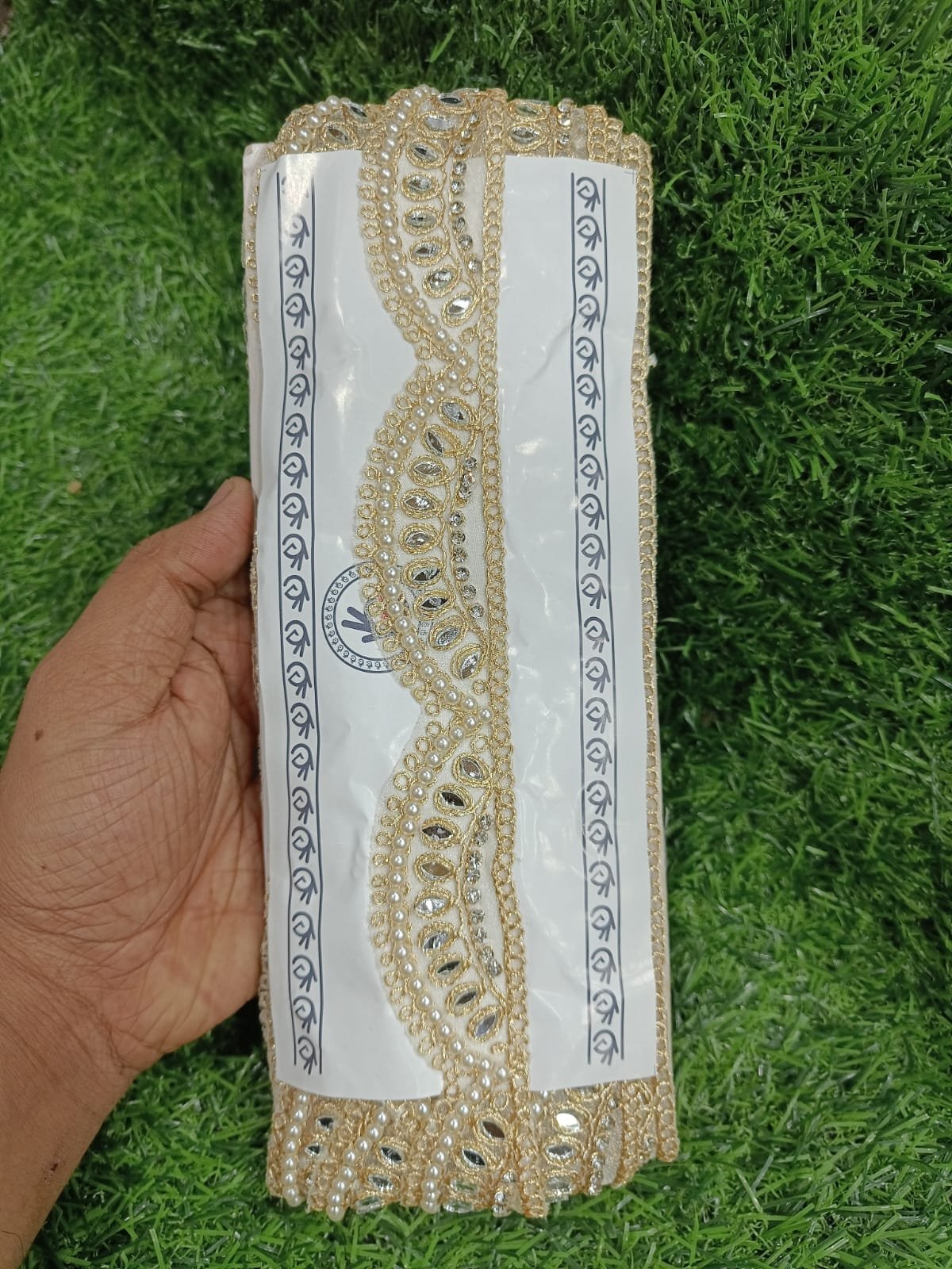 Designer Tissue Laces (No13W) – 9metre