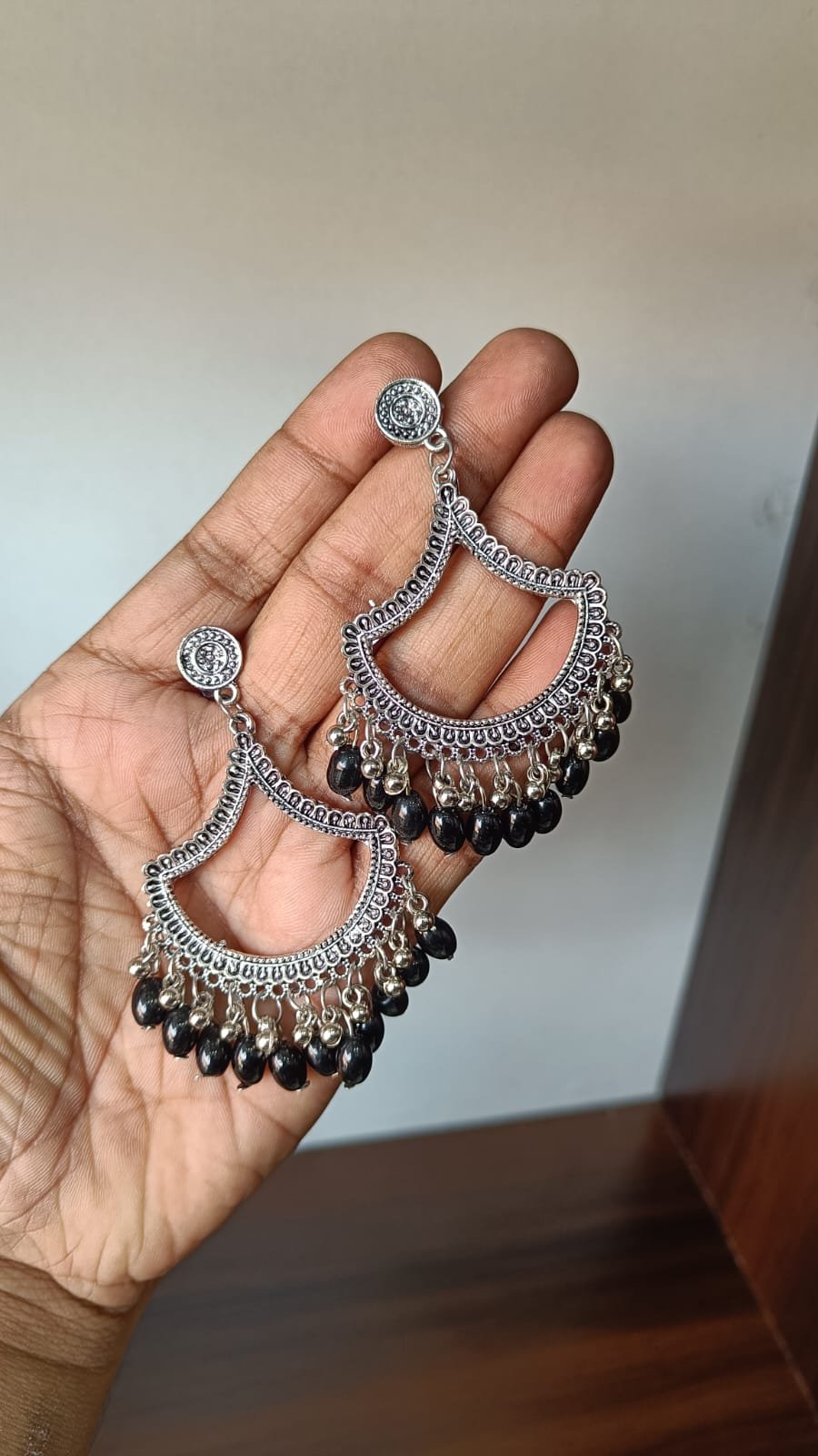 Diya Black Resin Jhumka (S) - 1pair