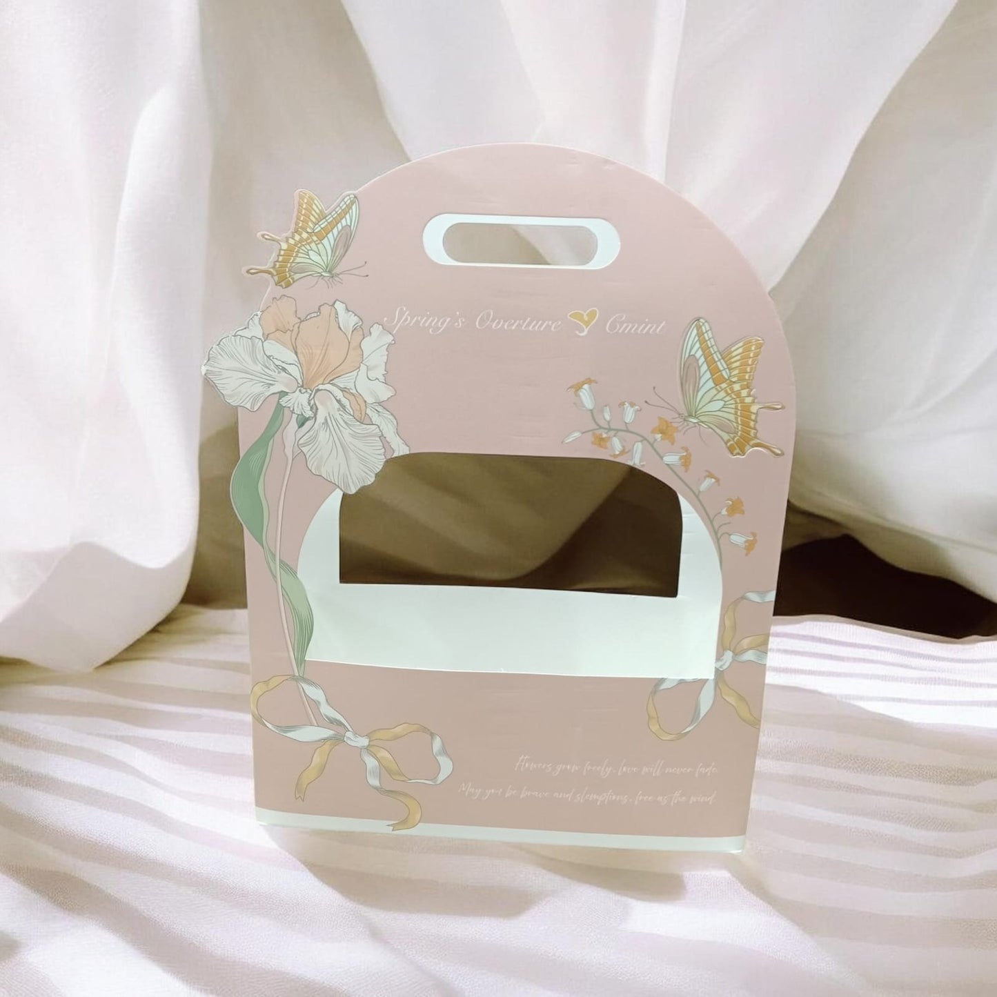 "Spring's Overture Cmint" Flower Bag - 1pc