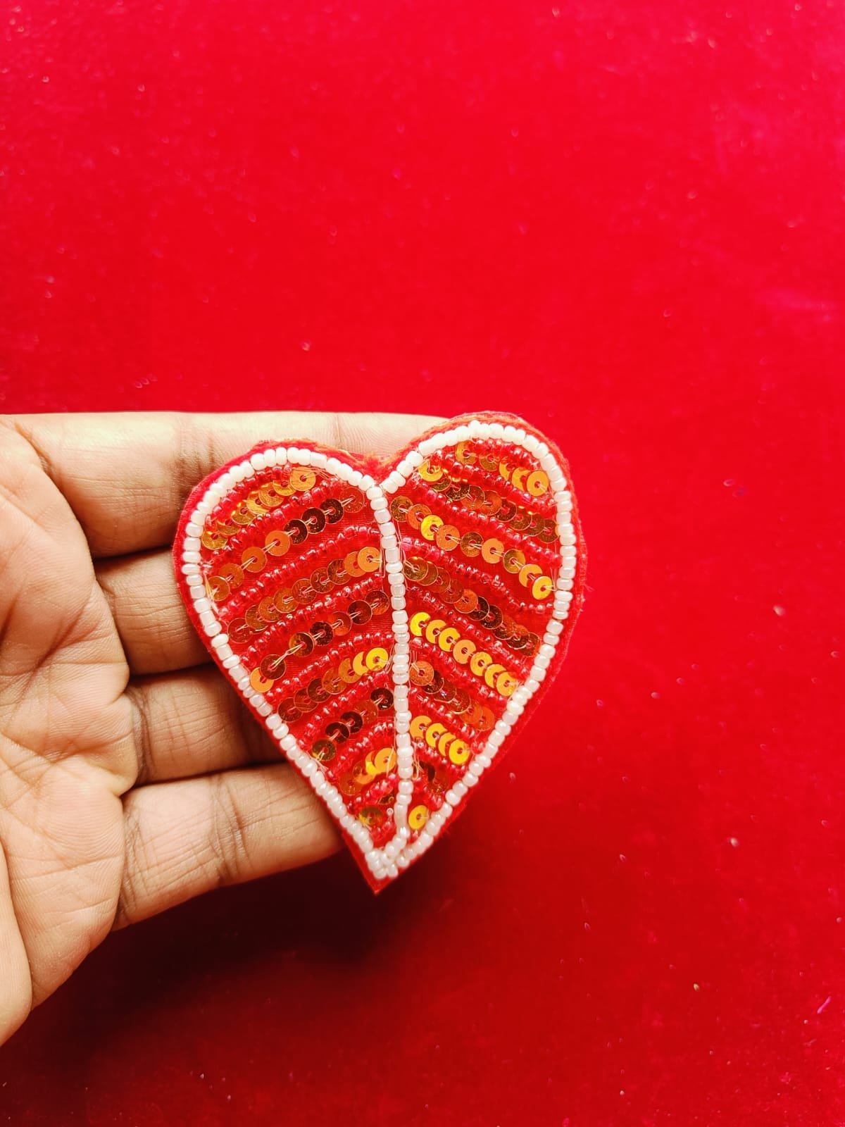 Red And White Pan Buti Patches - 10pc