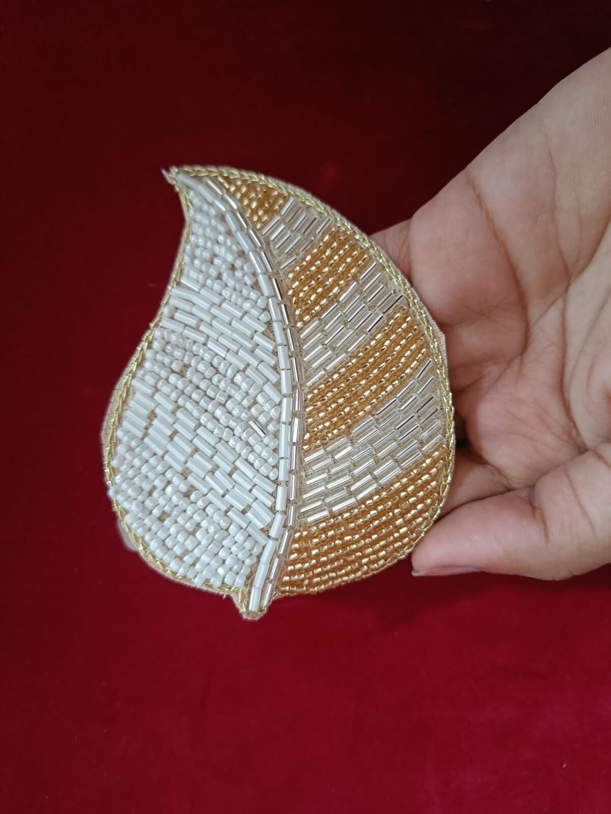Golden White Pan Buti Patches - 10pc