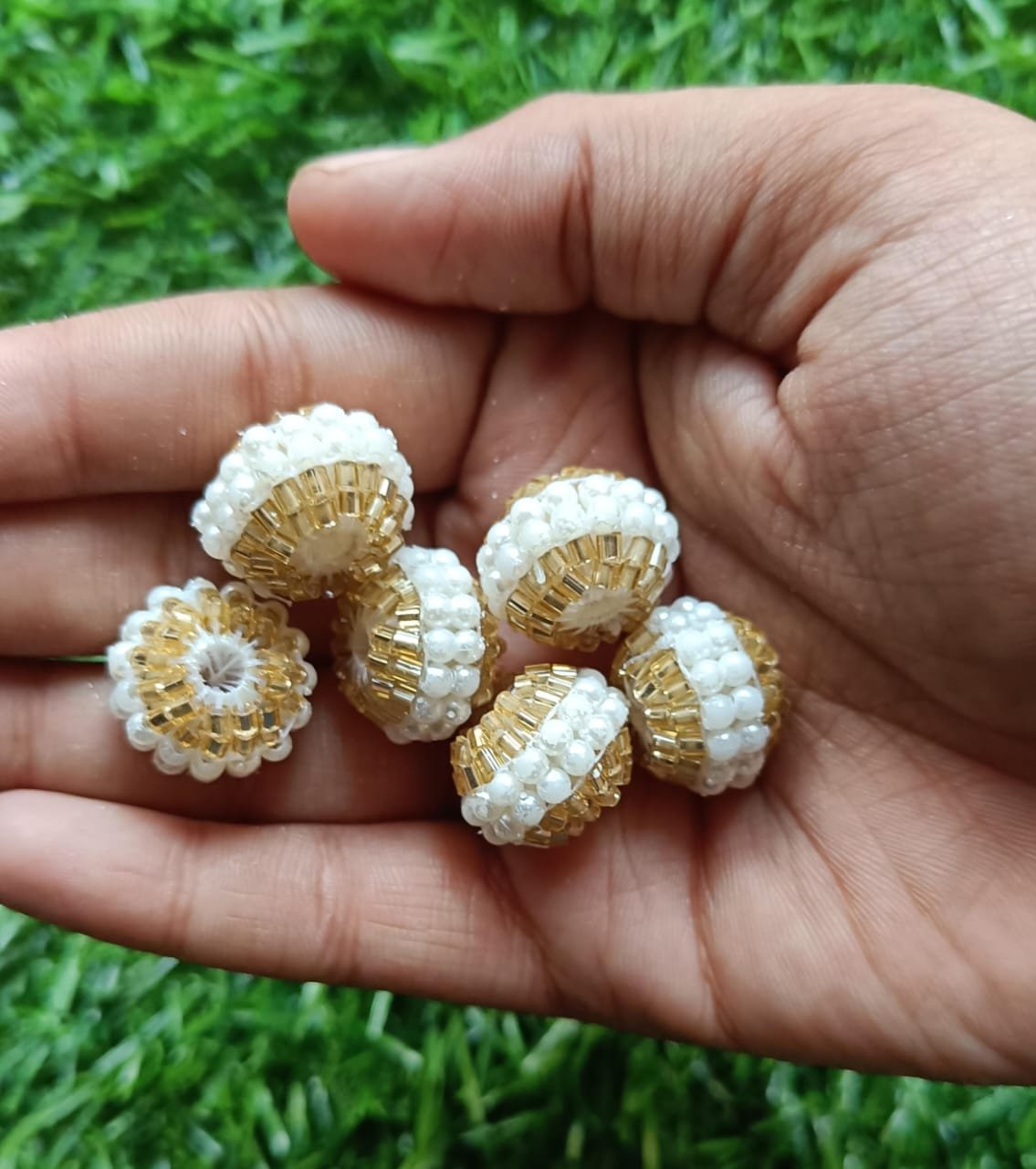 Moti Katdana Balls (16NO) - 10pc