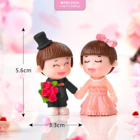Miniature Set Of Couple (MTRC325A)