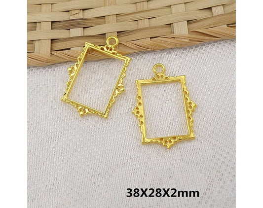 Gold Photo Frame A Bezels (BZ071) - 5pc