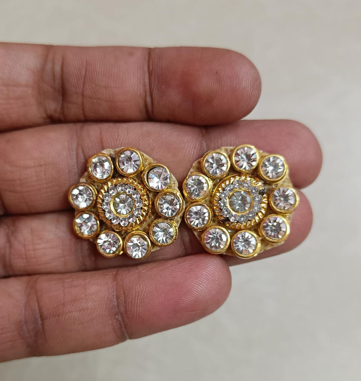Stone Buti - 10pc