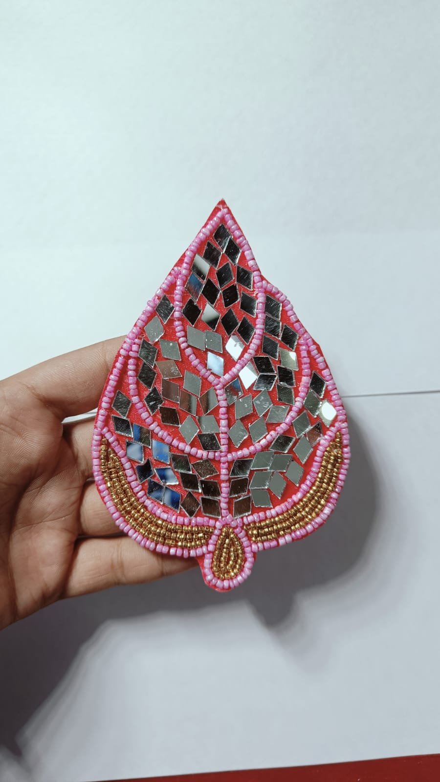 Pink Leaf Mirror Buti Patches - 10pc