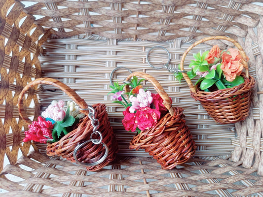 Flower Basket With KeyChain - 1pc
