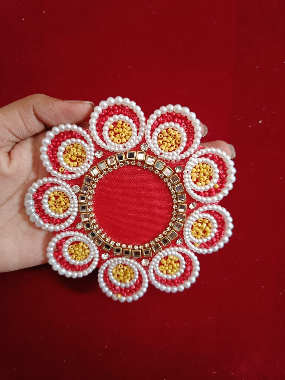 Red White Round Buti Patches - 5pc